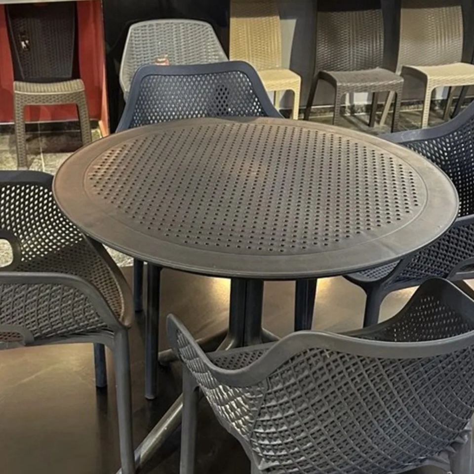 MASA 90 CM MARYA YUVARLAK CAMSIZ SİYAH