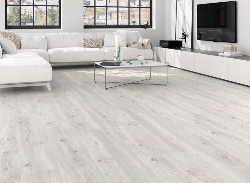 ÇAMSAN KARYA MEŞE SILVER 31.SINIF 8 MM 1,85 M2